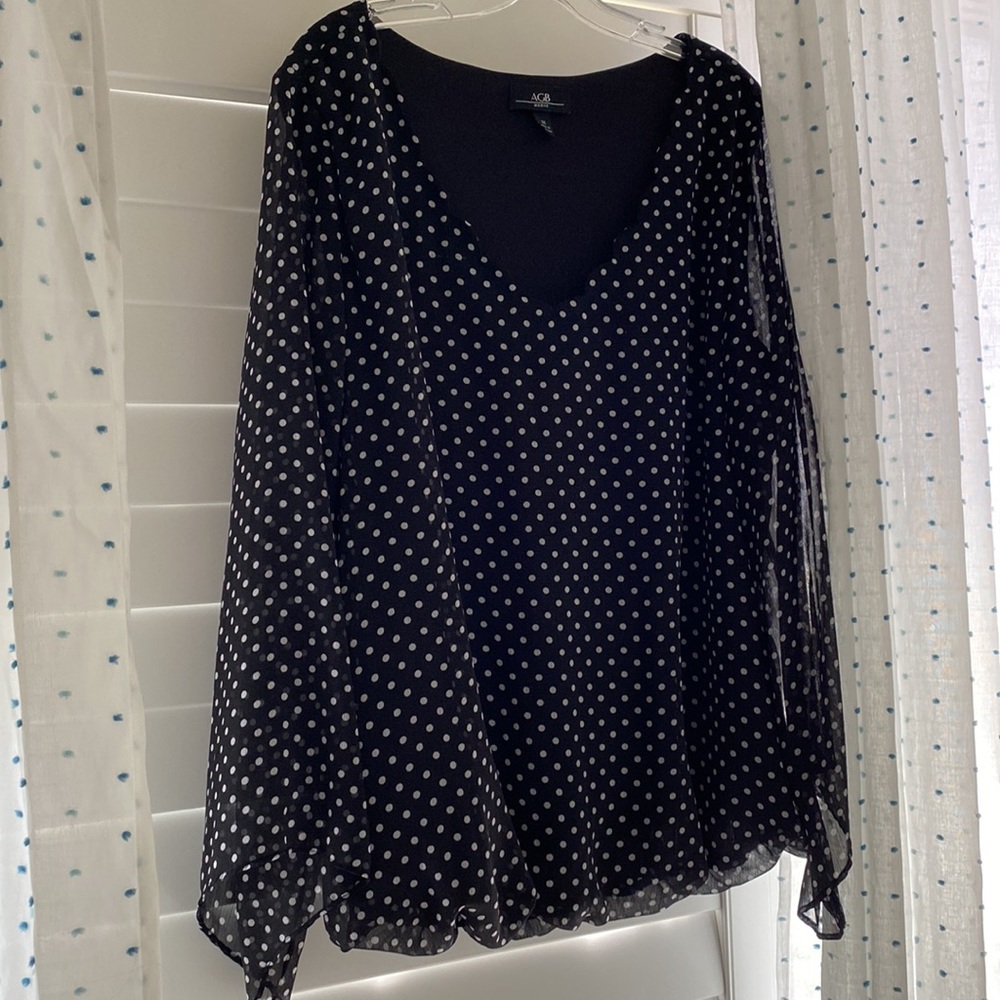 AGB Black and White Scalloped Neck polka dot blouse